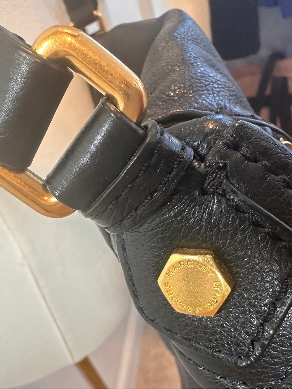 Marc by Marc Jacobs Black Pebbled Leather Crossbody l Gold Hardware - Picture 4 of 9
